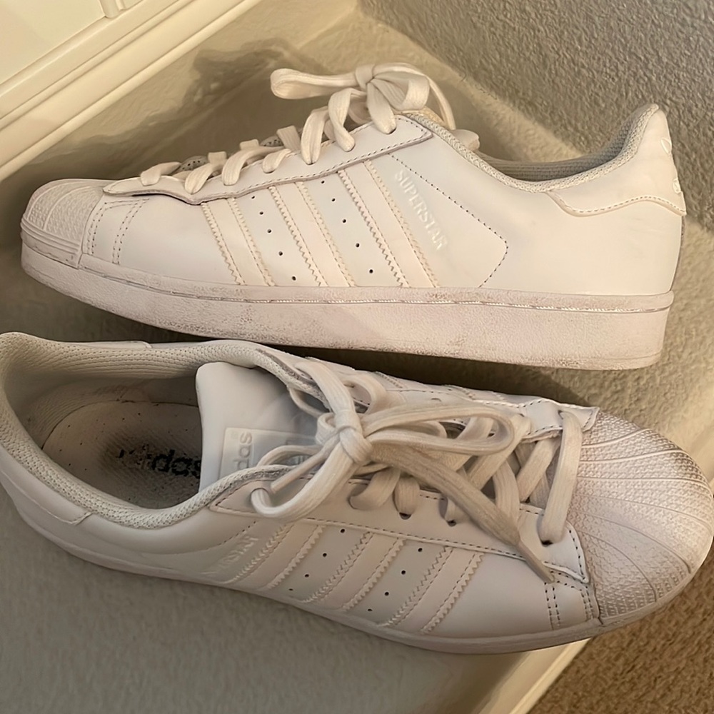 Mens all white original superstars!